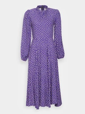 Sukienka koktajlowa Closet