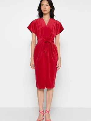 Sukienka koktajlowa Closet