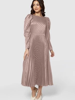 Sukienka koktajlowa Closet