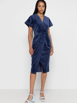Sukienka koktajlowa Closet