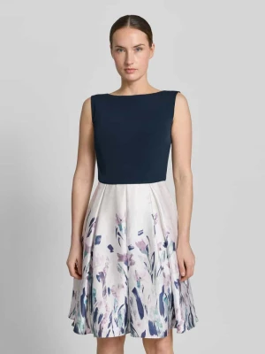 Sukienka koktajlowa do kolan z dekoltem w łódkę Christian Berg Cocktail