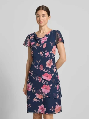 Sukienka koktajlowa do kolan z lejącym dekoltem Christian Berg Cocktail