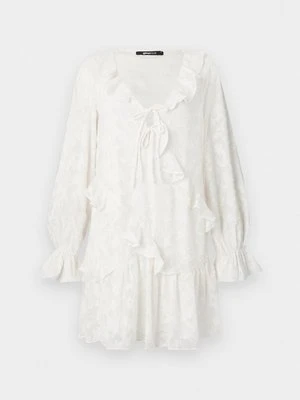 Sukienka koktajlowa Gina Tricot