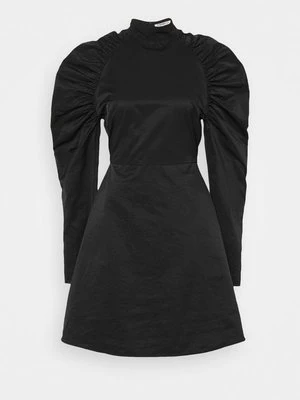 Sukienka koktajlowa Glamorous Tall