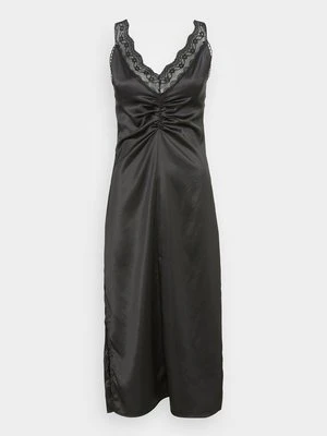 Sukienka koktajlowa Missguided