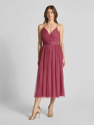 Sukienka koktajlowa na cienkich ramiączkach Lace & Beads