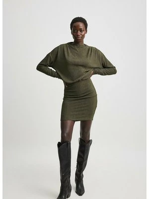 Sukienka koktajlowa NA-KD