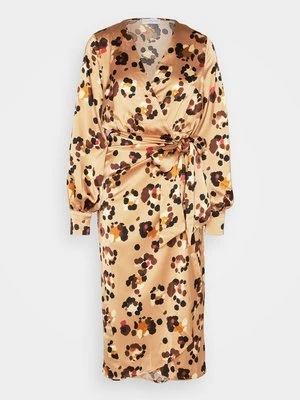 Sukienka koktajlowa Never Fully Dressed