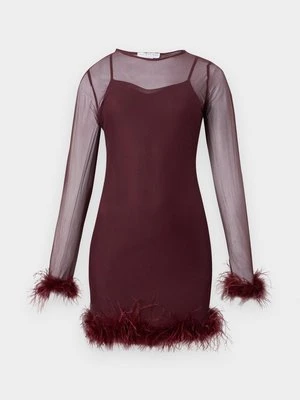 Sukienka koktajlowa Never Fully Dressed