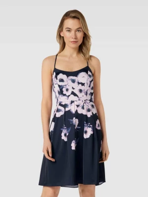 Sukienka koktajlowa o długości do kolan z kwiatowym nadrukiem V.M.