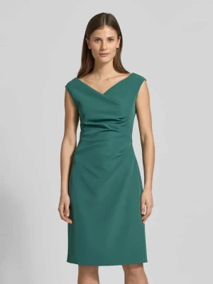 Sukienka koktajlowa o długości do kolan z marszczeniem Vera Mont