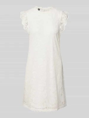 Sukienka koktajlowa o prostym kroju z koronki model ‘COLLINE’ Pieces