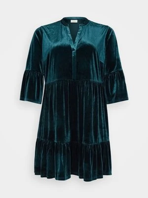 Sukienka koktajlowa ONLY Carmakoma