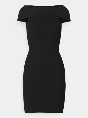 Sukienka koktajlowa pinko