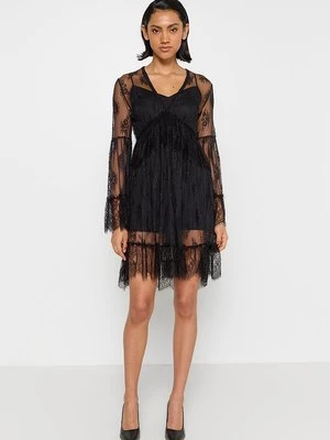 Sukienka koktajlowa pinko