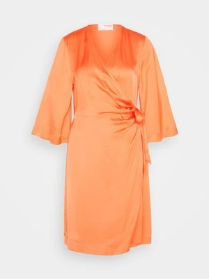 Sukienka koktajlowa Selected