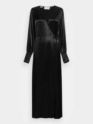 Sukienka koktajlowa Selected Femme Tall