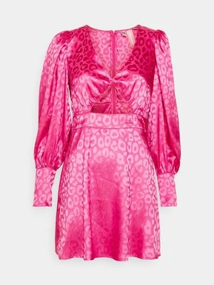 Sukienka koktajlowa SOMETHINGNEW