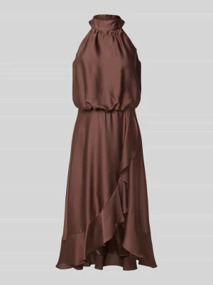 Sukienka koktajlowa typu neckholder z falbanami Swing