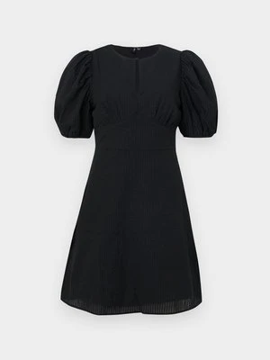 Sukienka koktajlowa Vero Moda