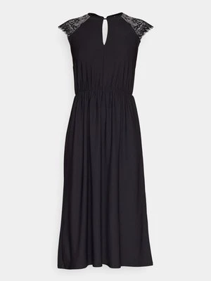 Sukienka koktajlowa Vero Moda