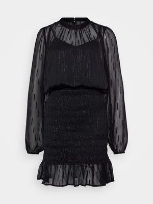 Sukienka koktajlowa Vero Moda Tall