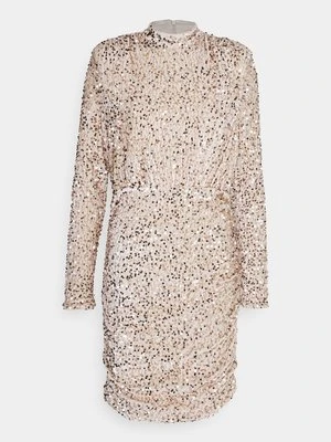 Sukienka koktajlowa Vero Moda Tall