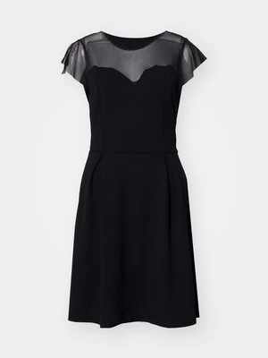 Sukienka koktajlowa Vila