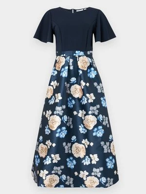 Sukienka koktajlowa Vila