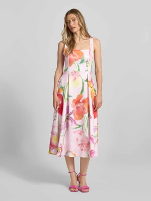 Sukienka koktajlowa w całościowym wzorze Lipsy