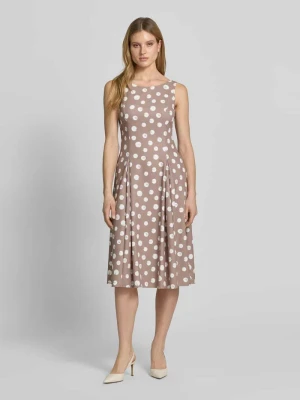 Sukienka koktajlowa w całościowym wzorze Vera Mont