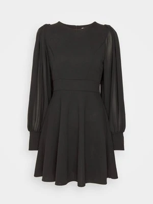 Sukienka koktajlowa WAL G PETITE