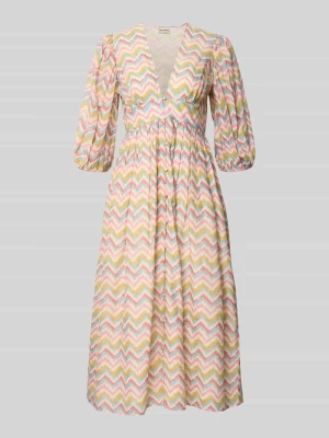 Sukienka koktajlowa we wzór na całej powierzchni z rękawem o dł. 3/4 Lace & Beads