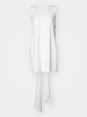 Sukienka koktajlowa YAS