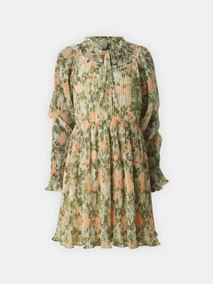 Sukienka koktajlowa YAS