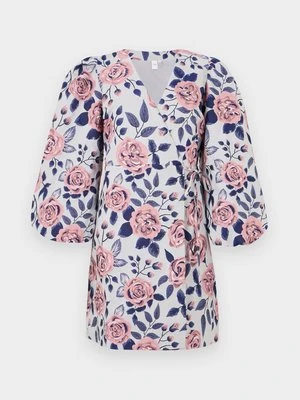 Sukienka koktajlowa YAS