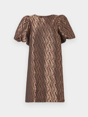 Sukienka koktajlowa YAS