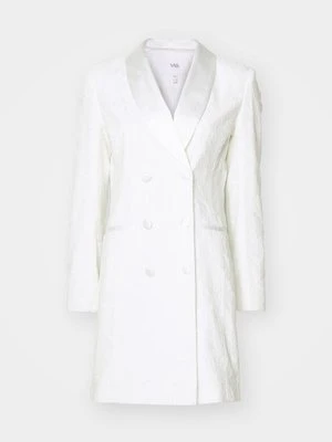 Sukienka koktajlowa YAS