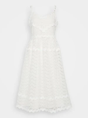 Sukienka koktajlowa YAS