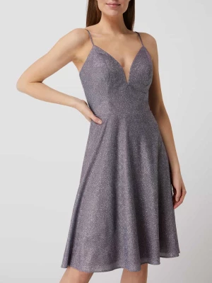 Sukienka koktajlowa z efektem błyszczącym luxuar
