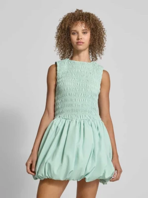 Sukienka koktajlowa z marszczonymi detalami model ‘Eleanor’ Amy Lynn