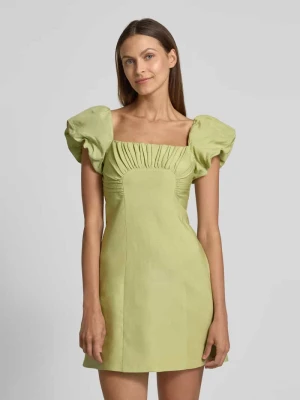 Sukienka koktajlowa z mieszanki lnu z bufiastymi rękawami model ‘Aspen Ruched’ Forever New
