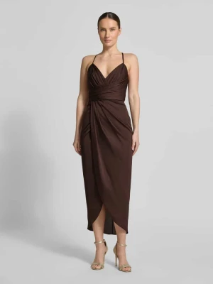 Sukienka koktajlowa z satyny w fasonie kopertowym V by Vera Mont