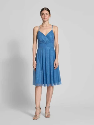 Sukienka koktajlowa z taśmą w talii TROYDEN COLLECTION