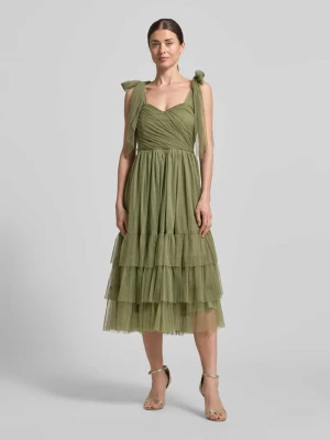 Sukienka koktajlowa z tiulu w fasonie warstwowym Lace & Beads