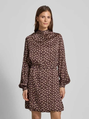 Sukienka koktajlowa ze stójką RINASCIMENTO