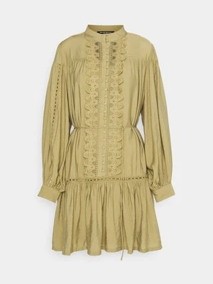 Sukienka koszulowa Bruuns Bazaar