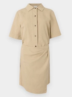 Sukienka koszulowa closed