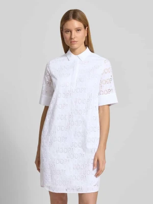 Sukienka koszulowa do kolan z wzorem z logo model 'Deria' Joop!