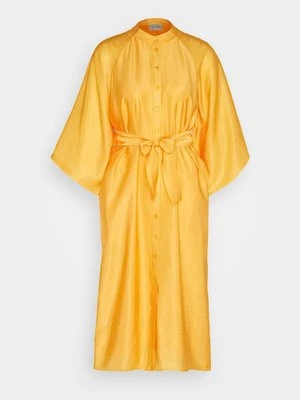 Sukienka koszulowa Gestuz